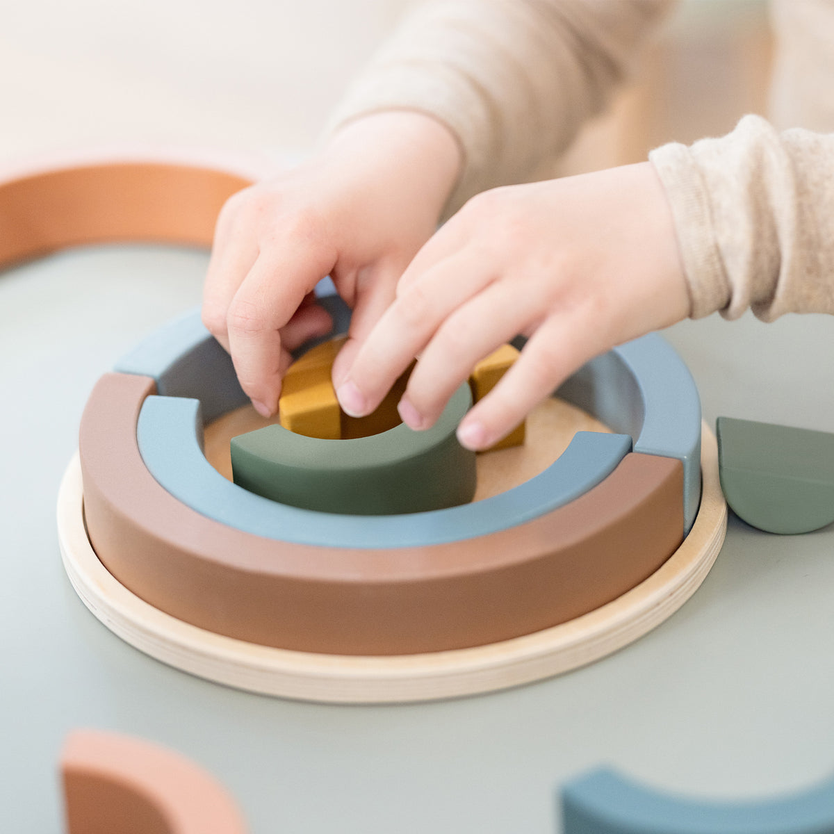 How Puzzles Help your Child Develop