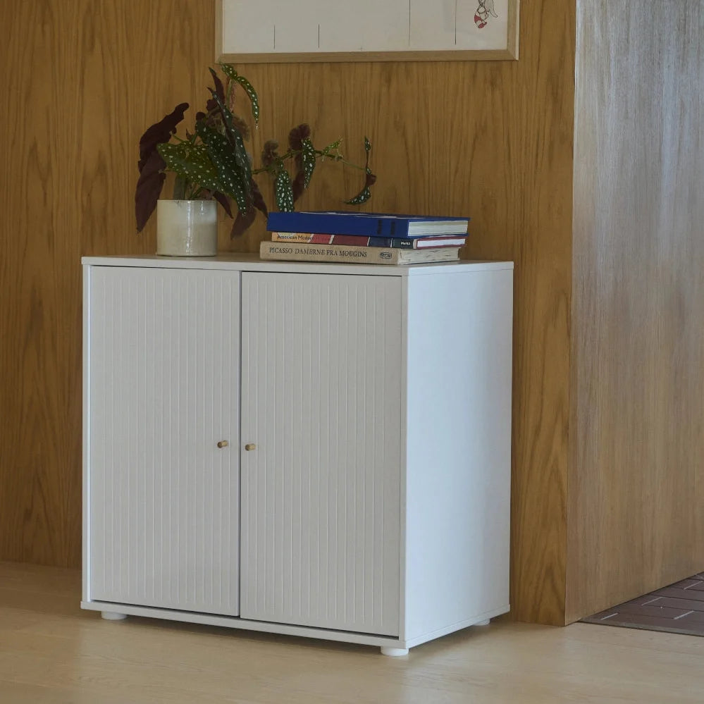 FLEXA SAGA Cupboard, 2 doors, White with Grooves, Oak Knobs, view 2