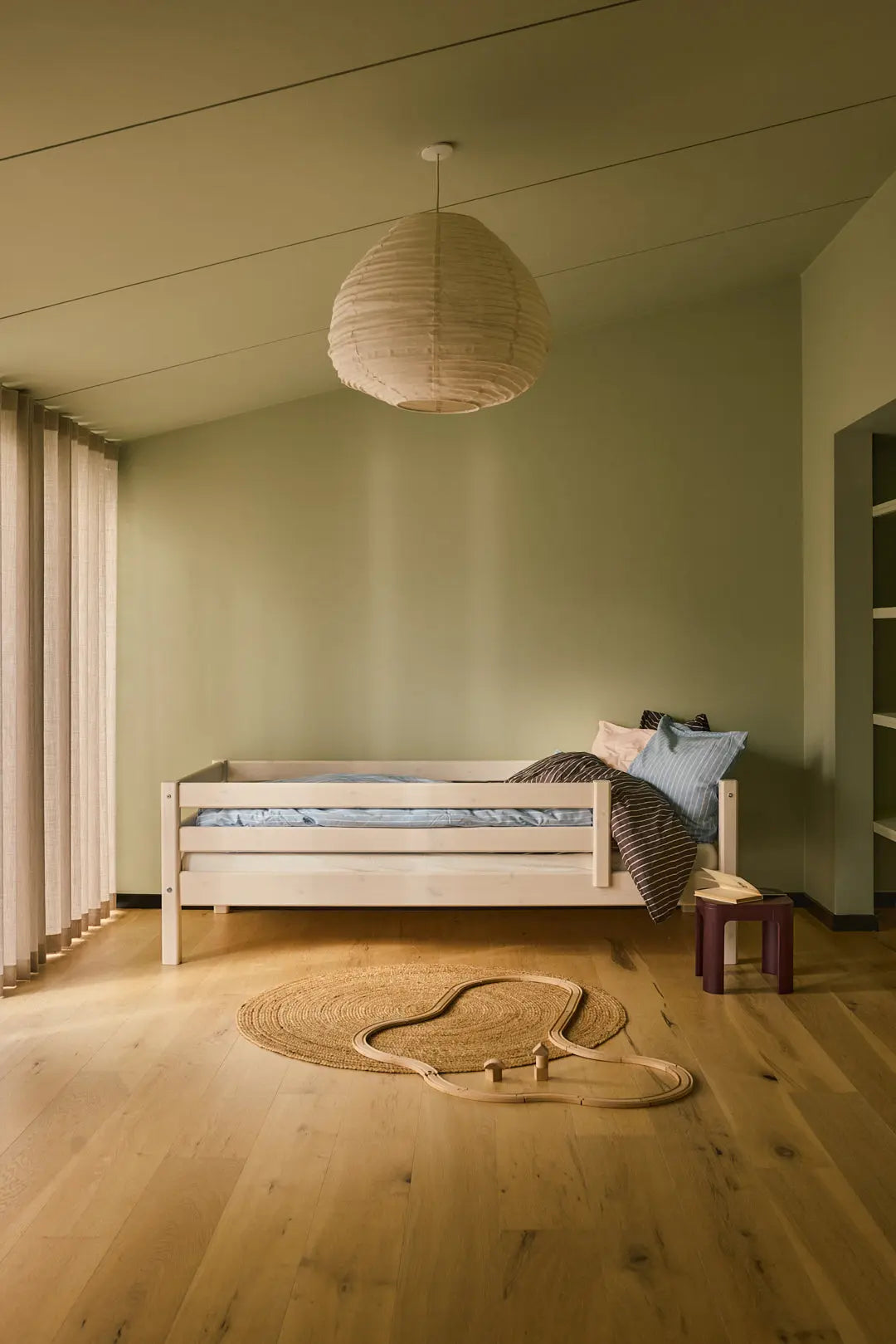 Single Bed with Safety Rail, 90x200 cm, White SINGLE_BED single-bed-with-safety-rail-white-washed-1  flexa-com.myshopify.com