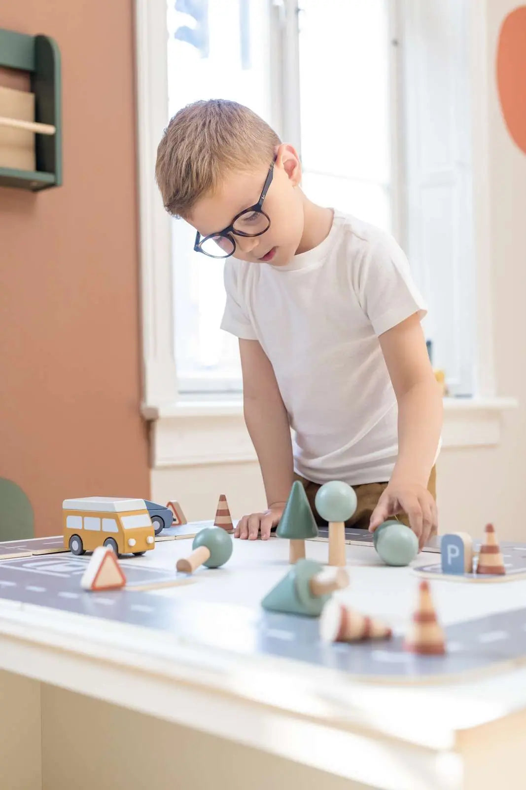 Accessories for Car Tracks, 13 pcs, Handpainted PLAY ACTIVE flexa-com.myshopify.com