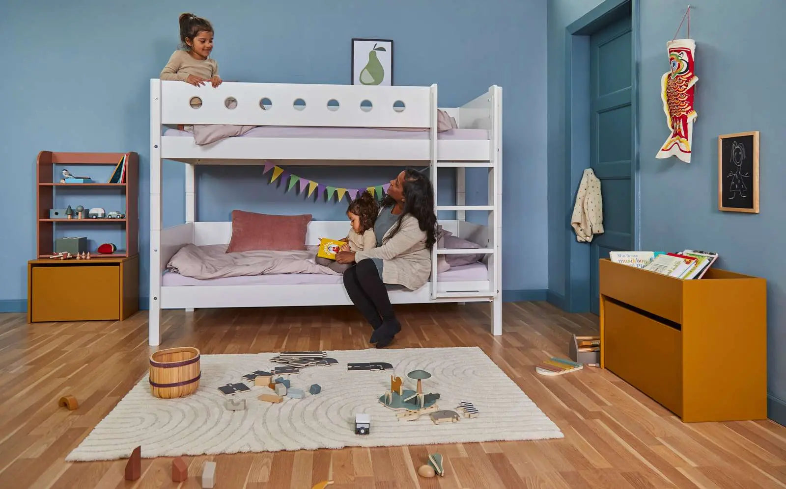 Bunk Bed 154 cm with Ladder and Safety Rail, 90x200 cm, White BUNKBED 200 flexa-com.myshopify.com