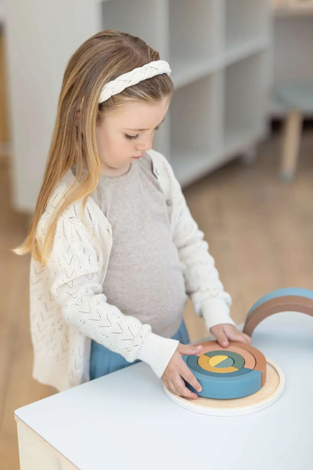 Rainbow Puzzle, 16 pcs, Handpainted PLAY ACTIVE flexa-com.myshopify.com